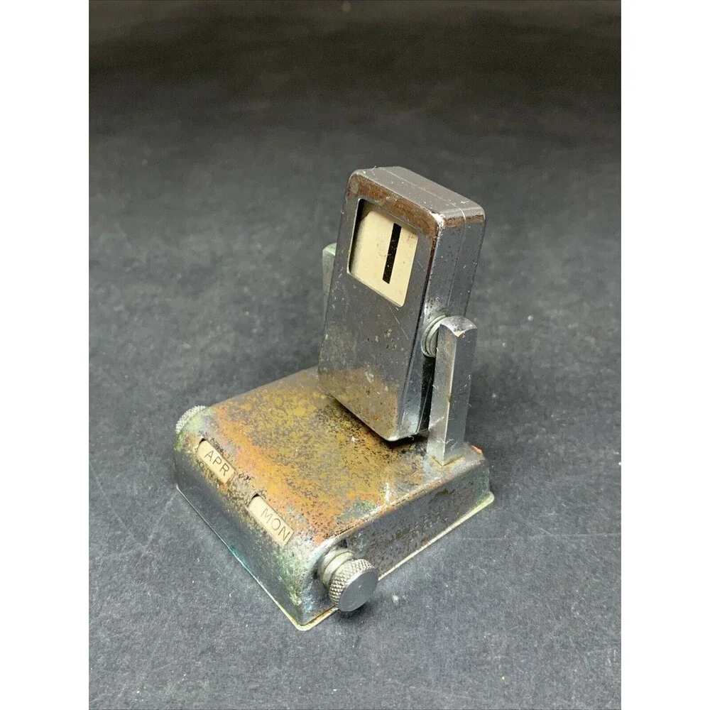 VINTAGE CHROME PERPETUAL FLIP DESK CALENDAR Chrome JAPAN Kottle Bros NY